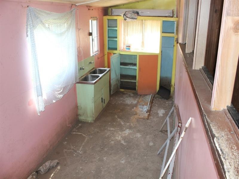 27 Gavin Street, Bundaberg North QLD 4670