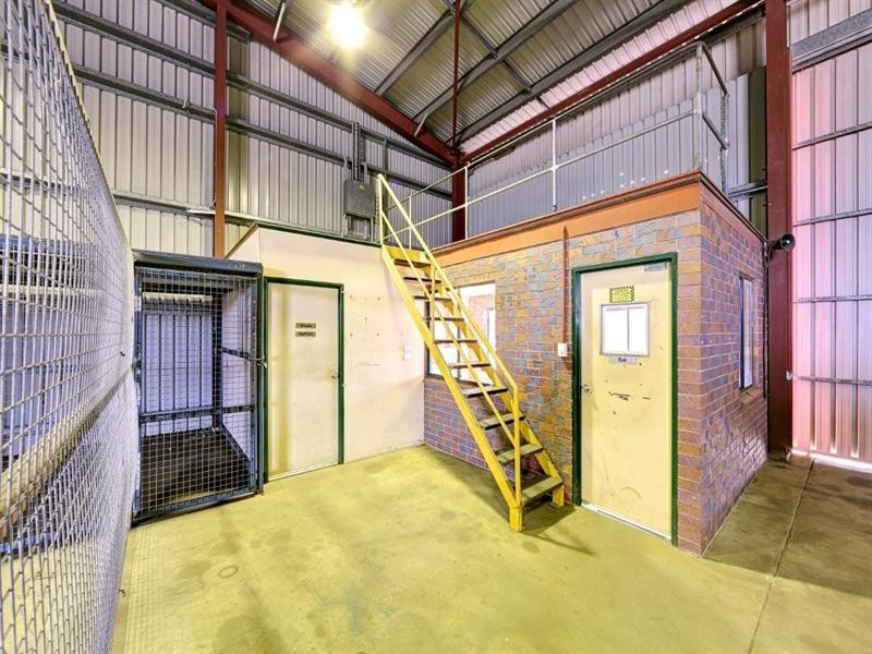 8 Ellen Drive, Thabeban QLD 4670