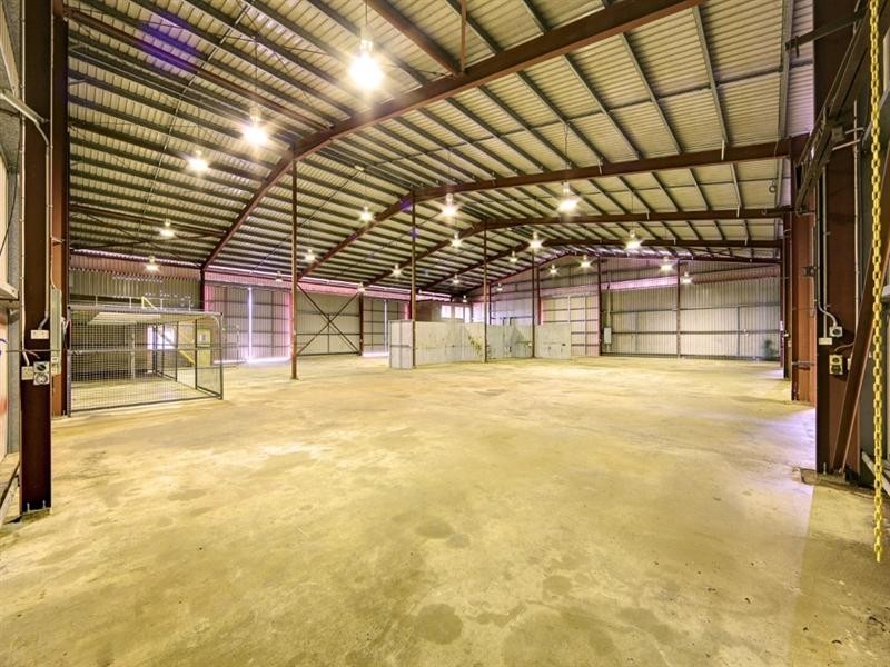 8 Ellen Drive, Thabeban QLD 4670