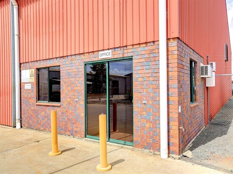 8 Ellen Drive, Thabeban QLD 4670