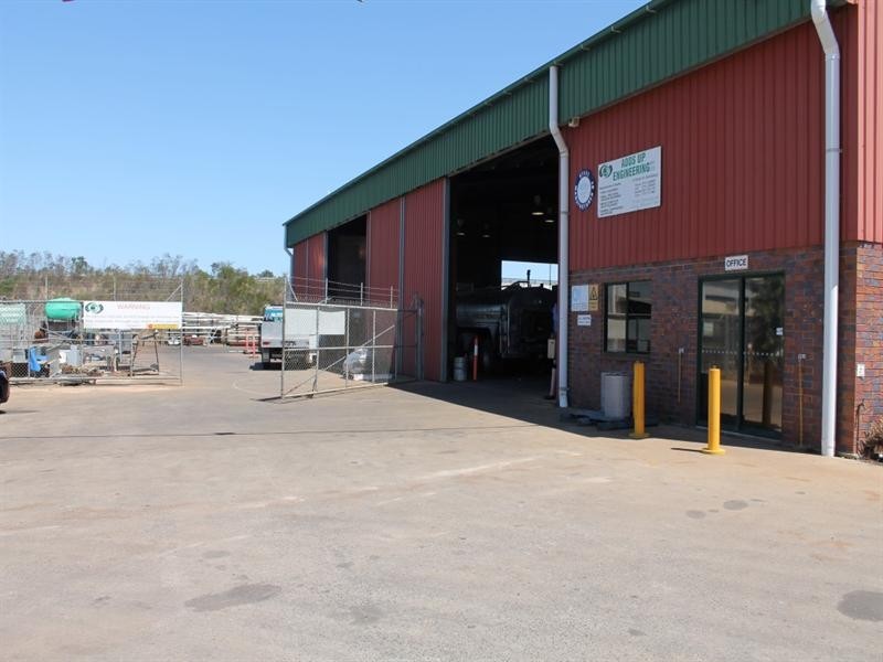 8 Ellen Drive, Thabeban QLD 4670