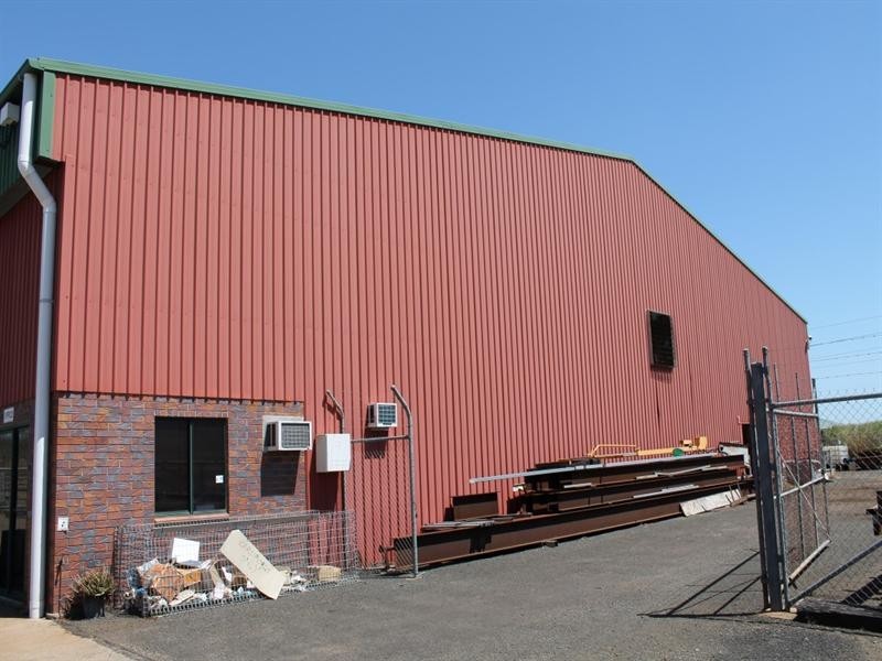 8 Ellen Drive, Thabeban QLD 4670