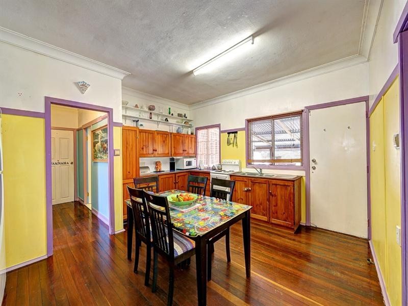 500 Elliott Heads Road, Woongarra QLD 4670