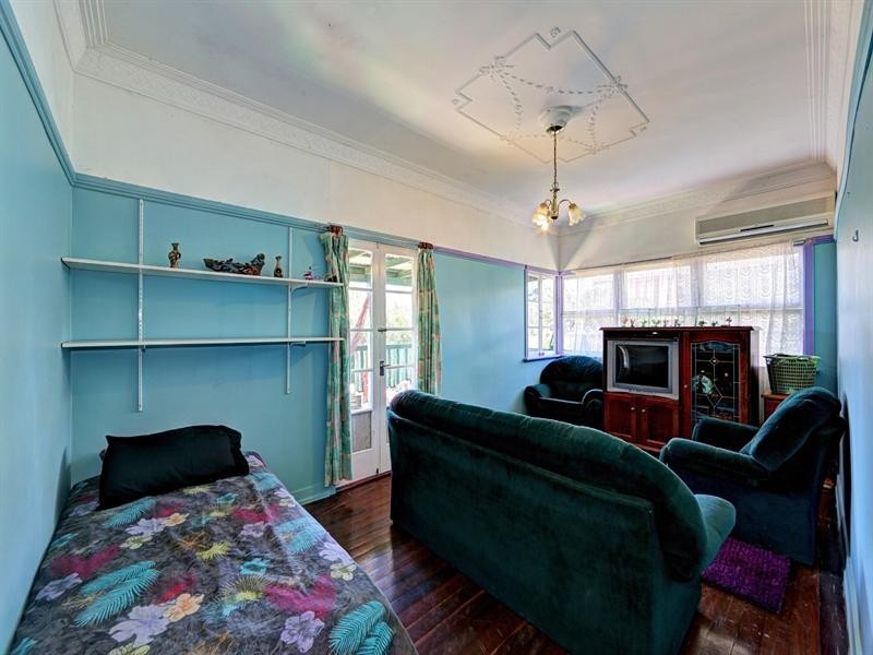 500 Elliott Heads Road, Woongarra QLD 4670