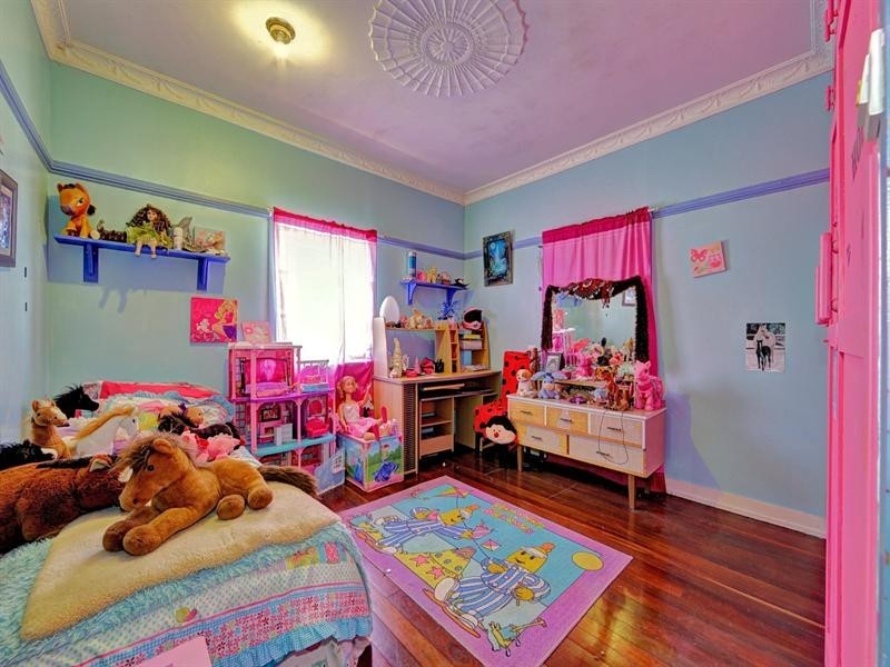 500 Elliott Heads Road, Woongarra QLD 4670