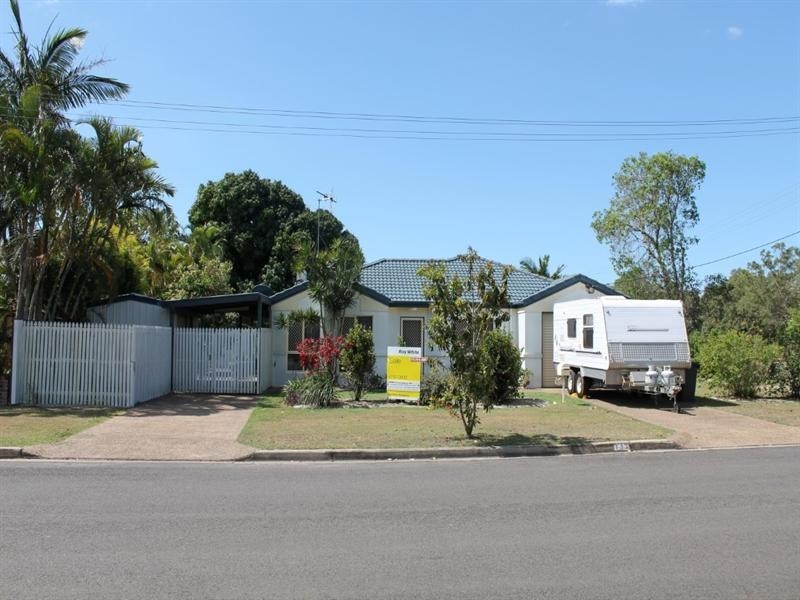 1 and 2/13 Grimstead Street, Bundaberg West QLD 4670