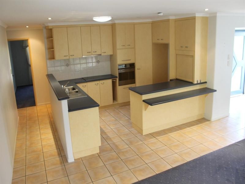 1 and 2/13 Grimstead Street, Bundaberg West QLD 4670