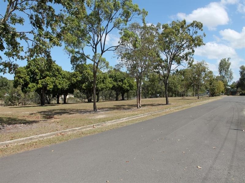 1 and 2/13 Grimstead Street, Bundaberg West QLD 4670
