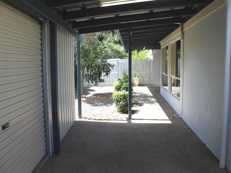 1 and 2/13 Grimstead Street, Bundaberg West QLD 4670