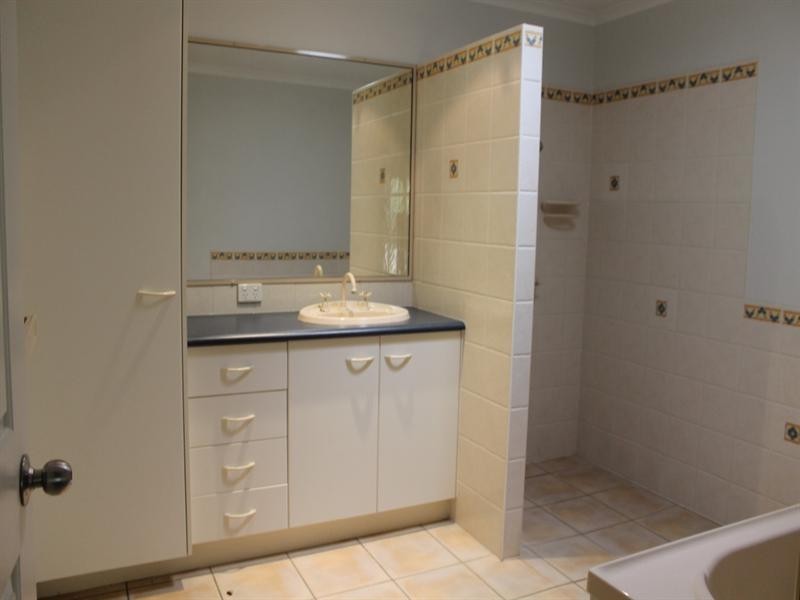 1 and 2/13 Grimstead Street, Bundaberg West QLD 4670