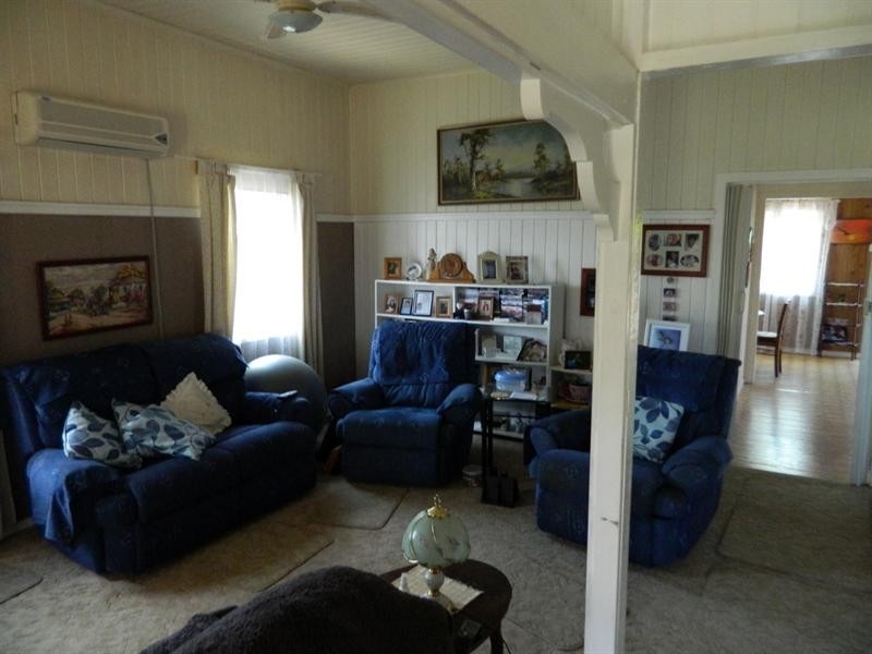 22 Baker Street, Kepnock QLD 4670