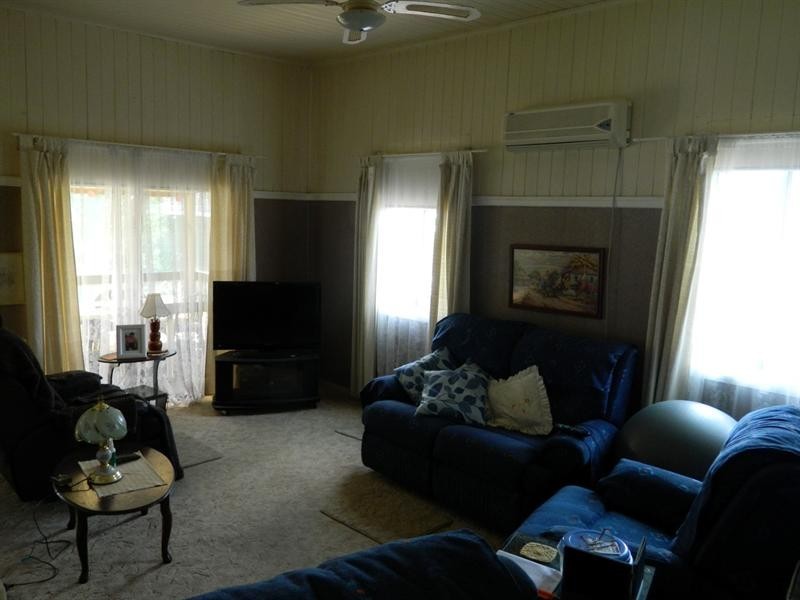 22 Baker Street, Kepnock QLD 4670