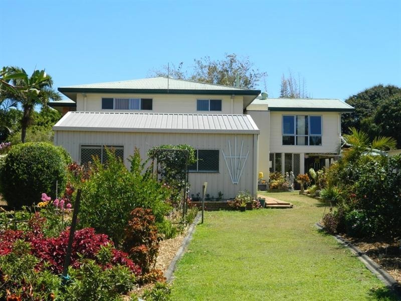 1309 Moore Park Road, Gooburrum QLD 4670