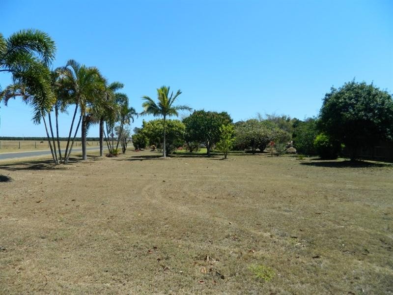 1309 Moore Park Road, Gooburrum QLD 4670