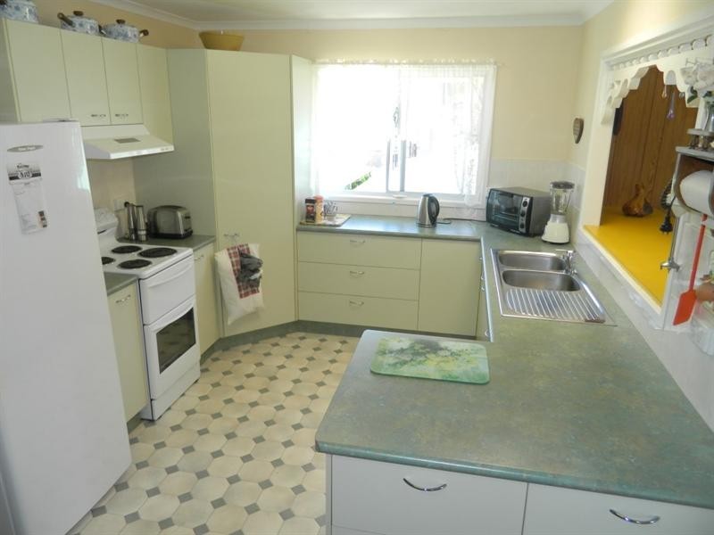 1309 Moore Park Road, Gooburrum QLD 4670