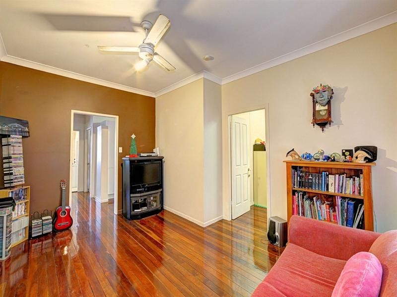57 Elliott Heads Road, Kepnock QLD 4670