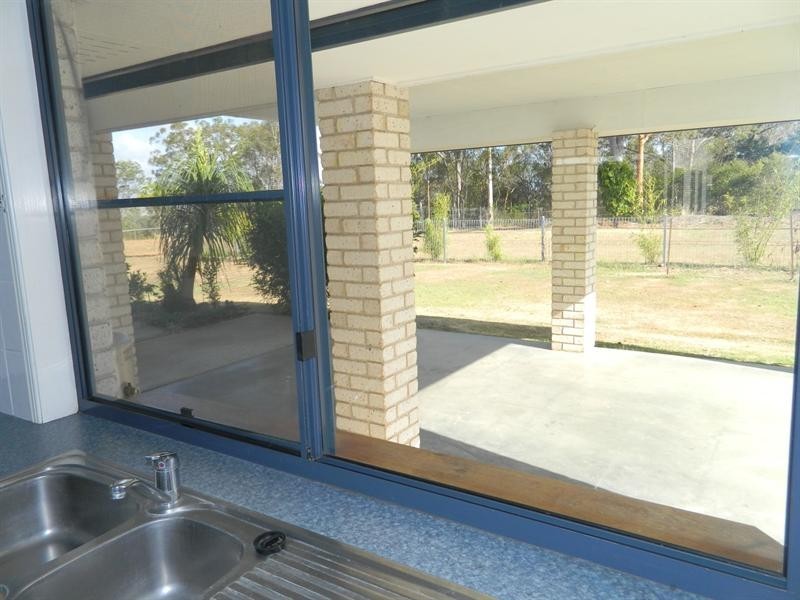 55 Park Estate Drive, Branyan QLD 4670