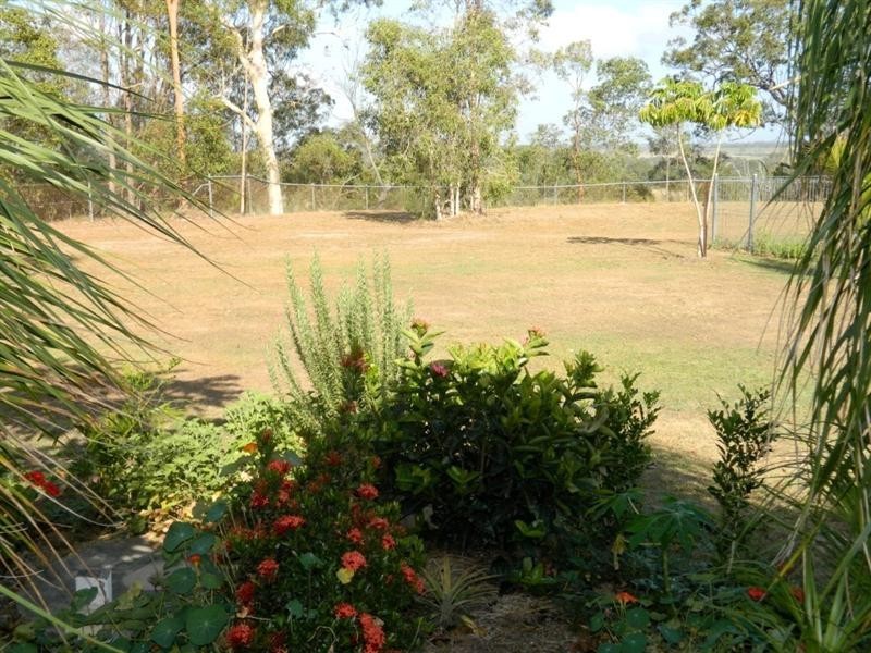55 Park Estate Drive, Branyan QLD 4670