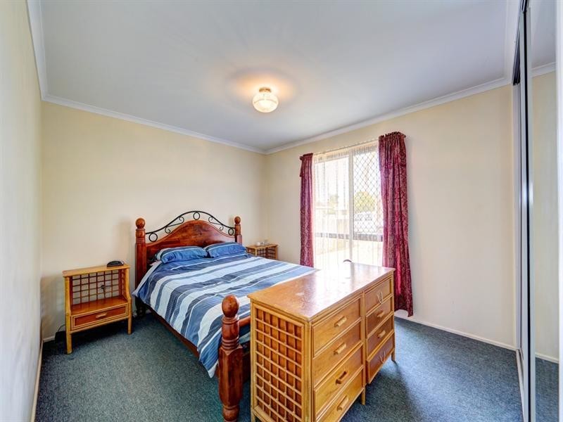 1 Wallace Street, Bundaberg North QLD 4670