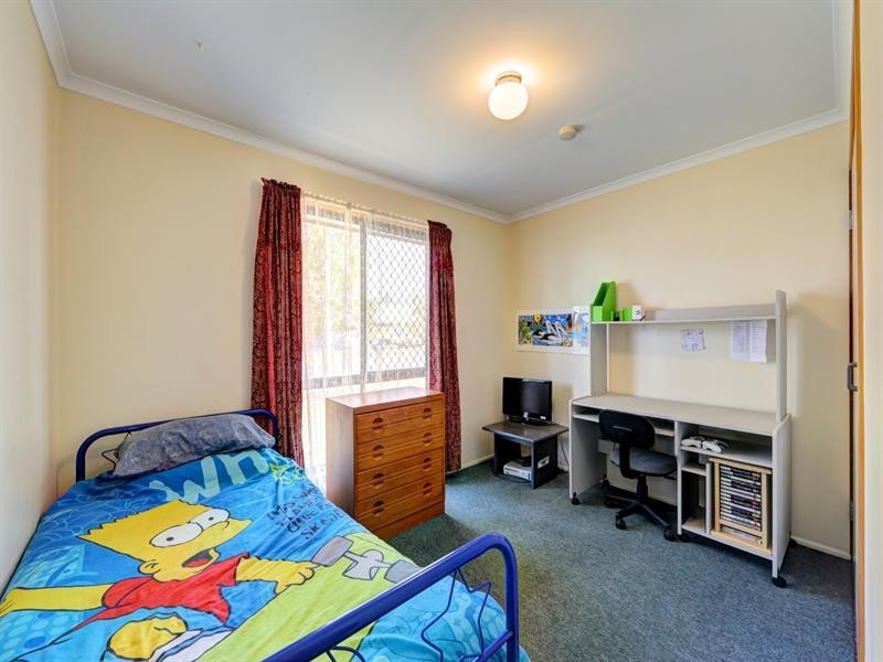 1 Wallace Street, Bundaberg North QLD 4670