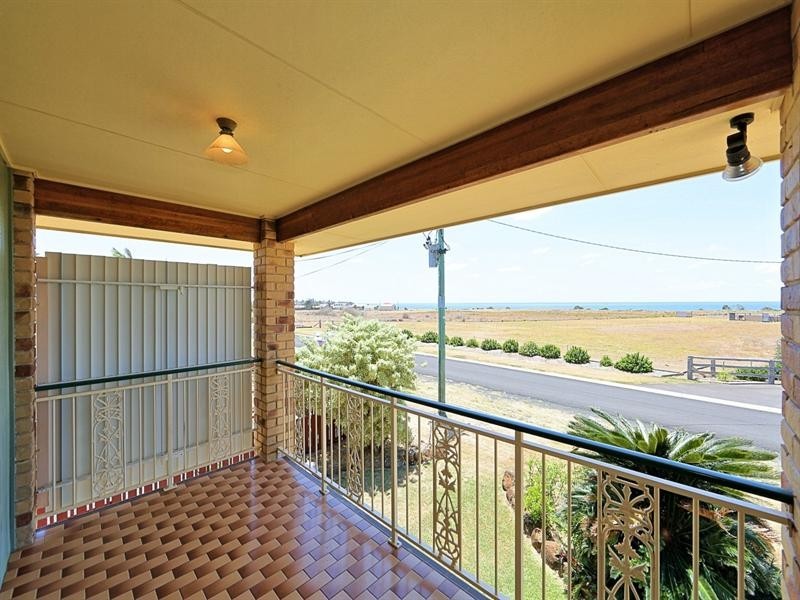 95 Shelley Street, Burnett Heads QLD 4670