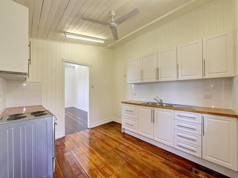 6 Rossolini Street, Bundaberg South QLD 4670