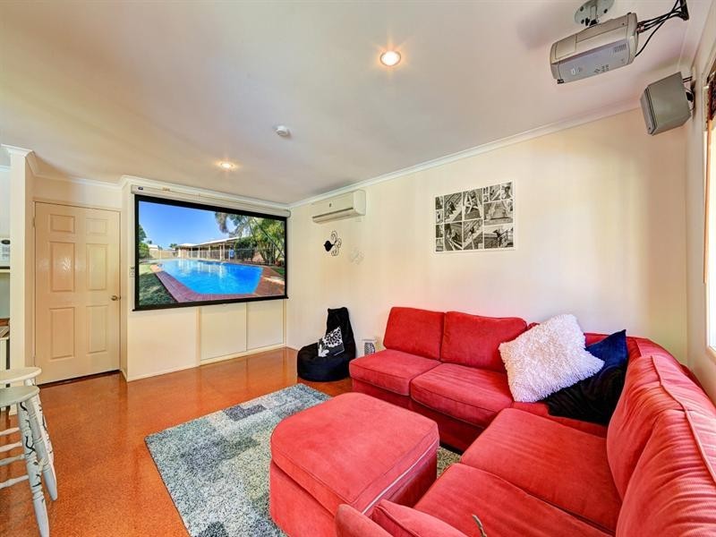 38 Maughan Street, Thabeban QLD 4670