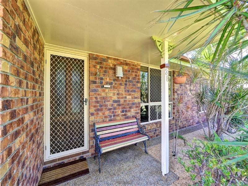 38 Maughan Street, Thabeban QLD 4670