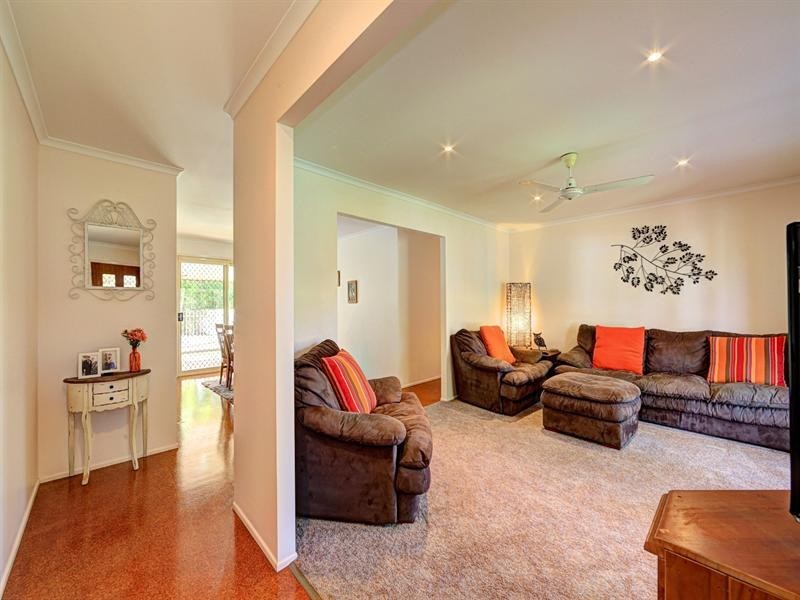 38 Maughan Street, Thabeban QLD 4670