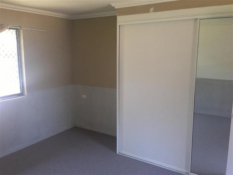 152 Elliott Heads Road, Avenell Heights QLD 4670