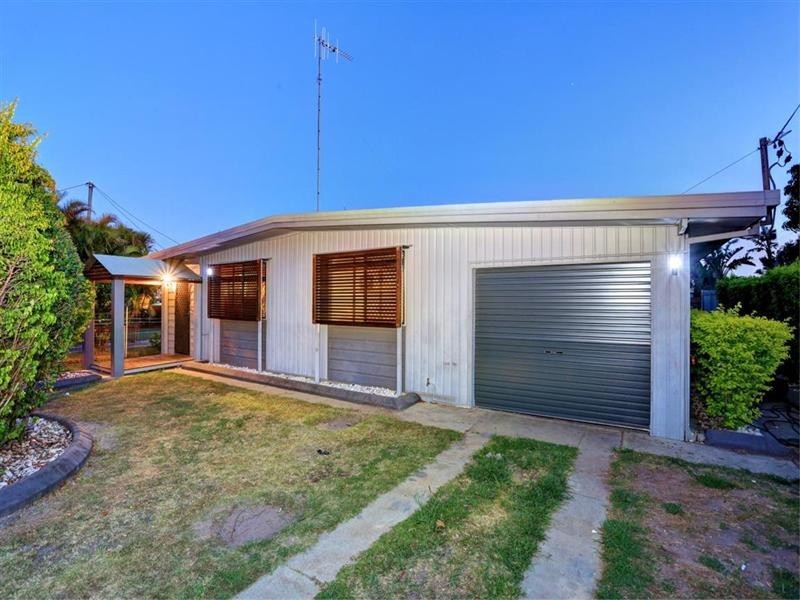 130 Elliott Heads Road, Avenell Heights QLD 4670