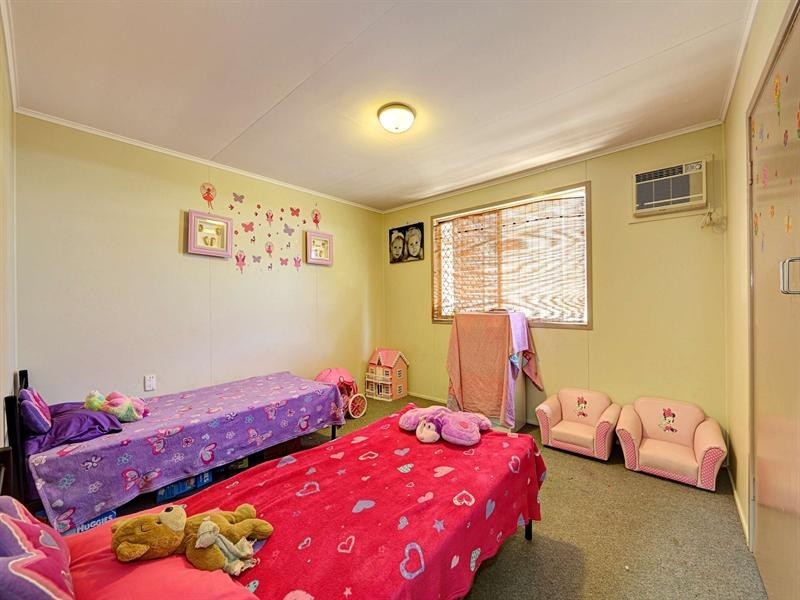 130 Elliott Heads Road, Avenell Heights QLD 4670