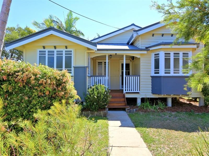 63 Water Street, Walkervale QLD 4670