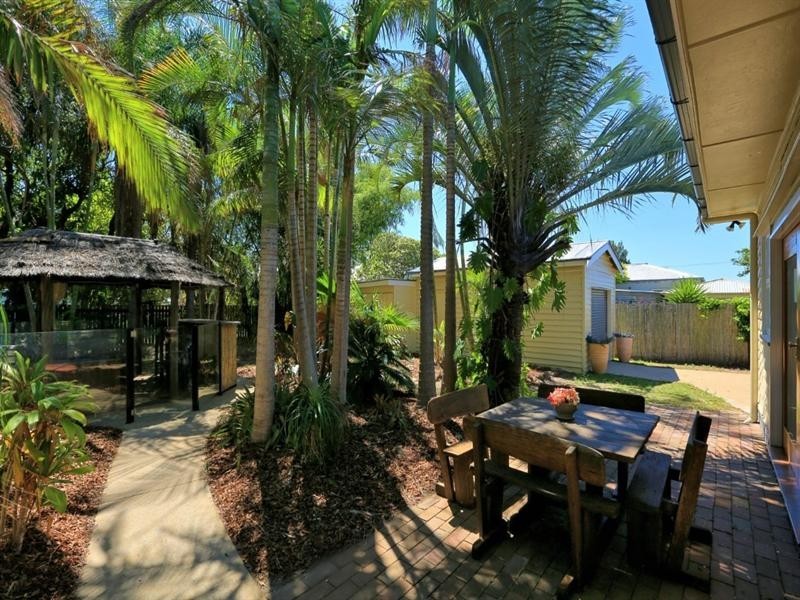 63 Water Street, Walkervale QLD 4670