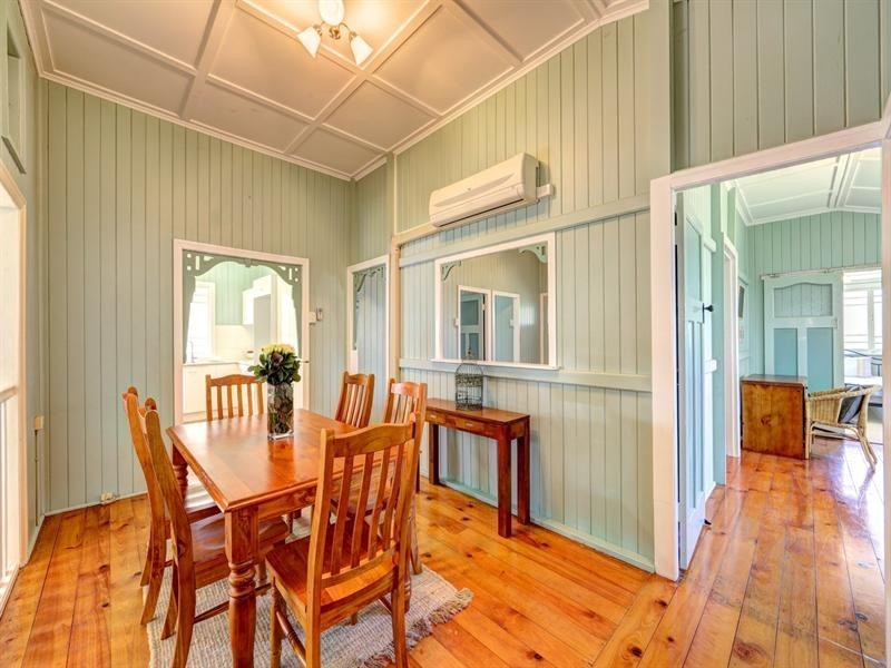 63 Water Street, Walkervale QLD 4670