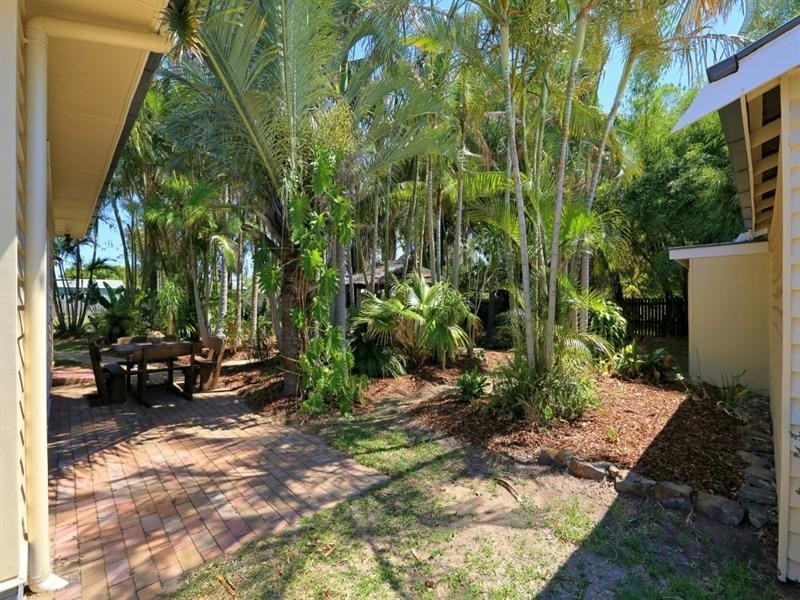 63 Water Street, Walkervale QLD 4670