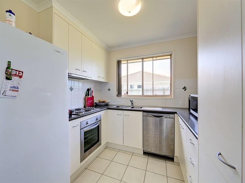 50 ROBINA Drive, Avoca QLD 4670