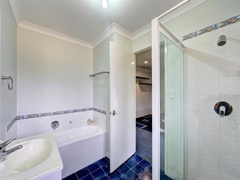 57 Kehls Road, Avondale QLD 4670