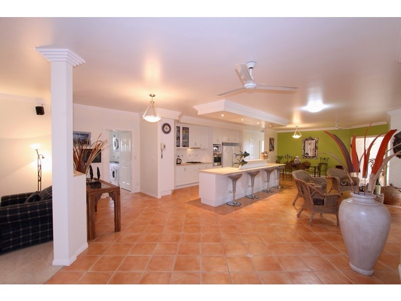 24 Lakeview Drive, Bundaberg North QLD 4670