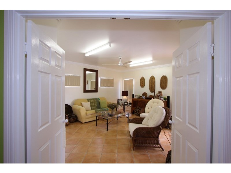 24 Lakeview Drive, Bundaberg North QLD 4670