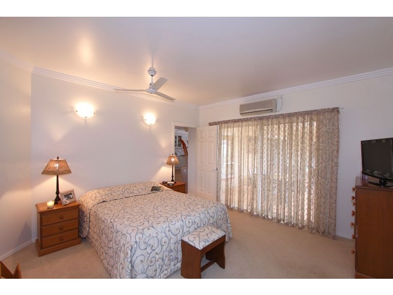 24 Lakeview Drive, Bundaberg North QLD 4670