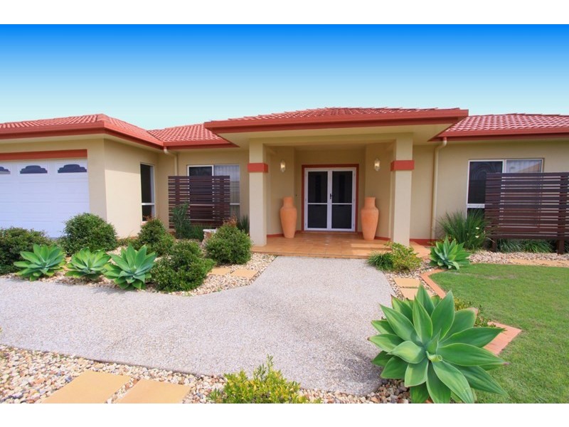 24 Lakeview Drive, Bundaberg North QLD 4670