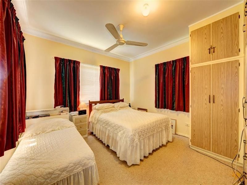 1 MaCleod Street, Bundaberg West QLD 4670