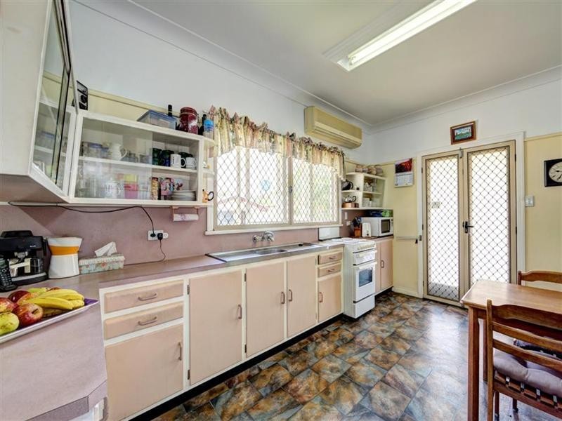 1 MaCleod Street, Bundaberg West QLD 4670