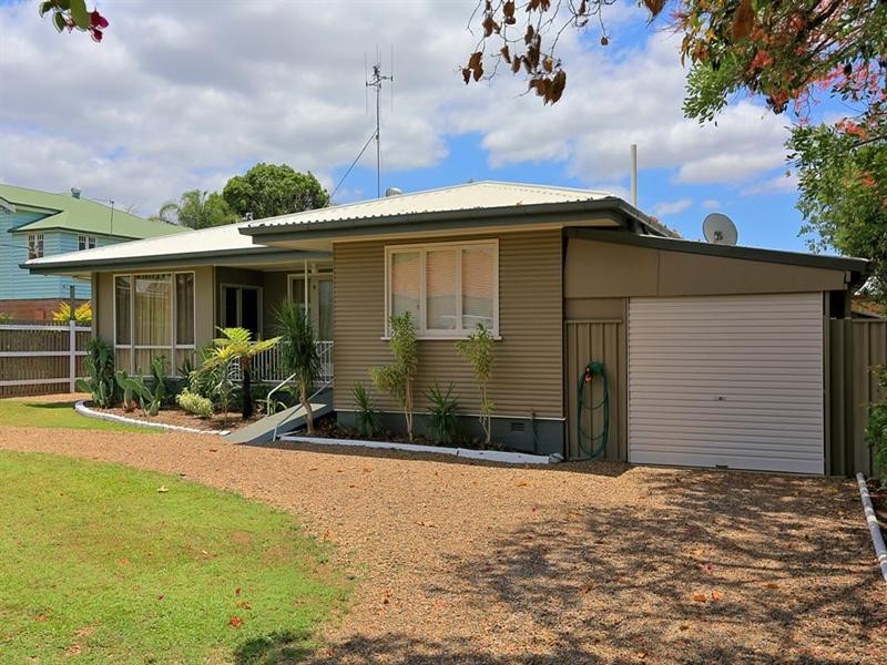 109A Walker Street, Bundaberg West QLD 4670