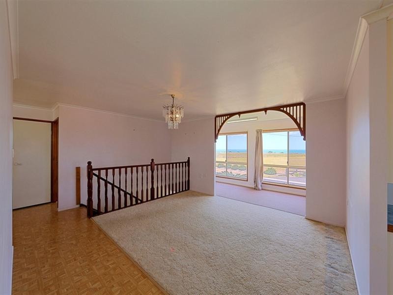 95 Shelly Street, Burnett Heads QLD 4670