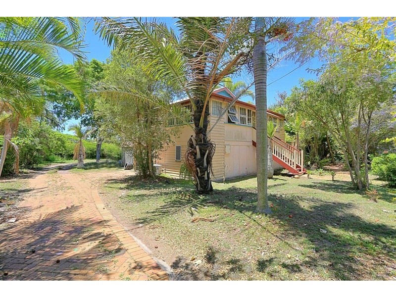 18 Clarke Street, Bargara QLD 4670