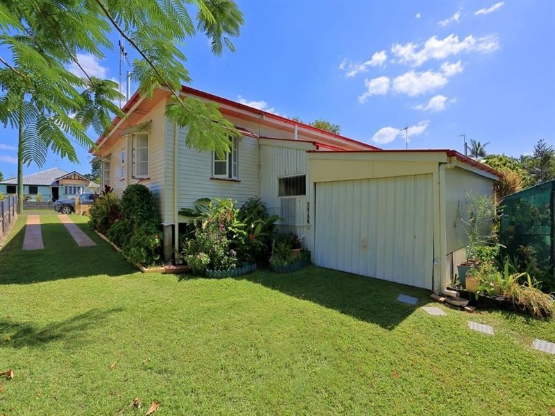 7 High Street, Walkervale QLD 4670