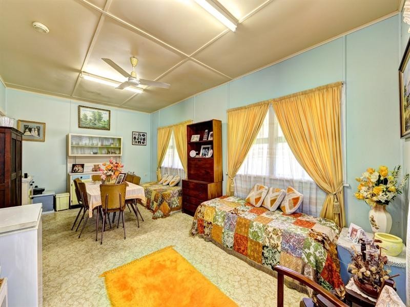 7 High Street, Walkervale QLD 4670