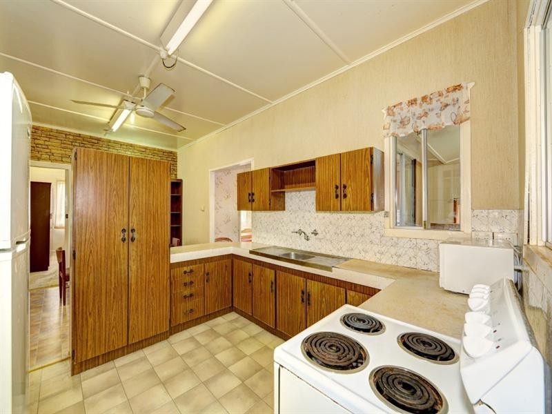 28 Tarakan Street, Svensson Heights QLD 4670